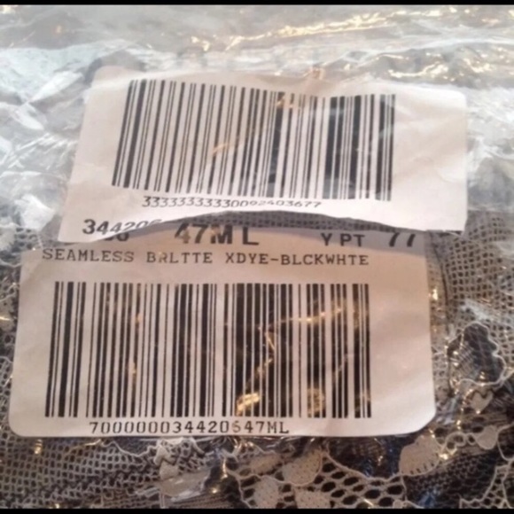 NEW Victoria’s Secret Body Lace Unlined  Bralette L - Picture 5 of 5